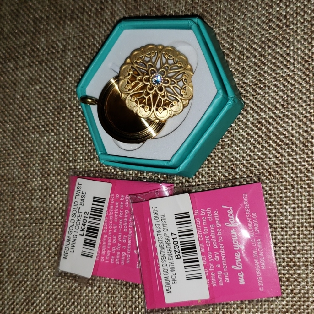 Origami Owl Living locket